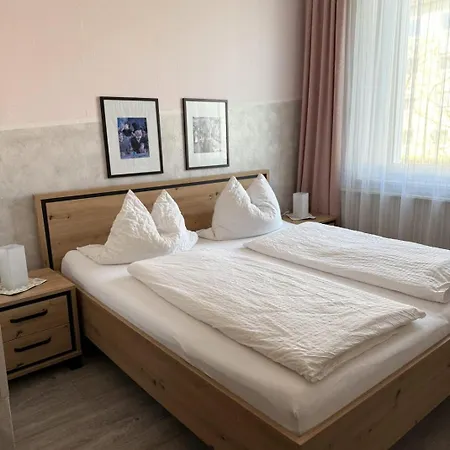 Weile Hotel *